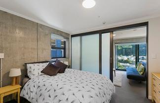 902/111 Molesworth Street, Thorndon