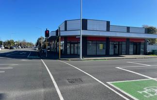 High Profile Retail Corner
