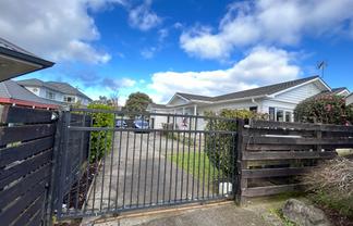 11a Avalon Crescent, Avalon