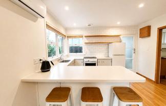 4/143 Point Chevalier Road, Point Chevalier