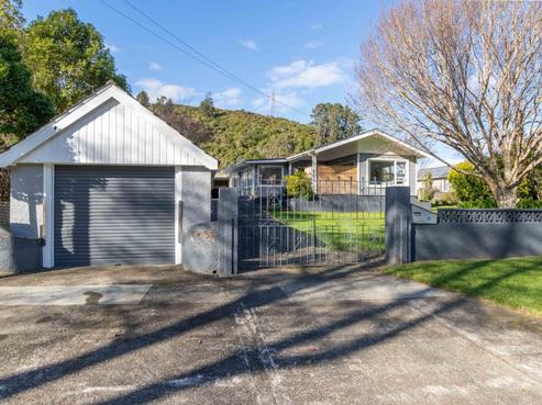 15 Black Beech Street, Birchville