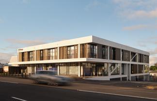 Elevated Workspace on Great South Road