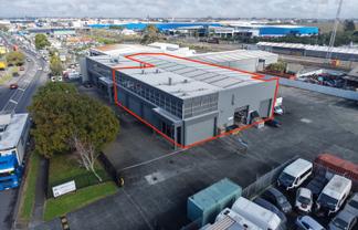 Well-connected industrial headquarters