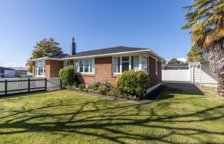 1 Parekarangi Grove, Turangi