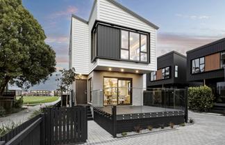 46B Range View Road, Mount Albert