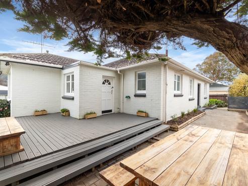 10 Merton Street, Trentham