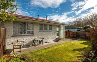 1/582 Gloucester Street, Linwood