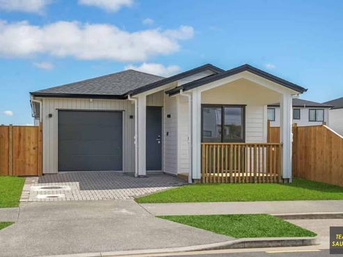 24 Hari Road, Karaka