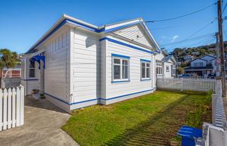39 Humber Street, Island Bay