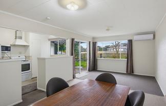 16B Buckley Grove, Paraparaumu