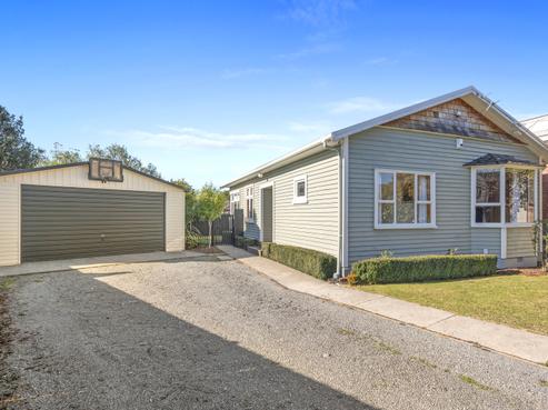 47 Dickens Street, Addington