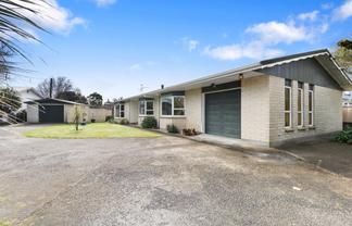 65 Park Road, Carterton