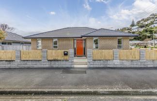 83 Devonshire Road, Miramar