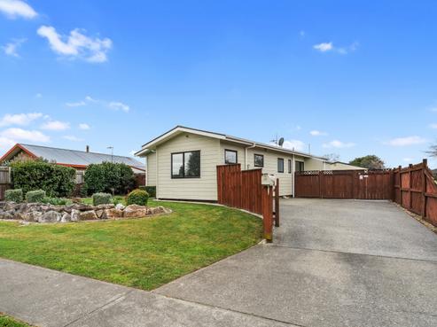 33 Starveall Street, Brightwater
