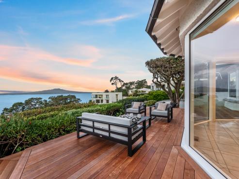 220 Lake Road, Hauraki