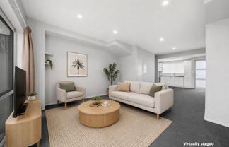 15/11 Ray Small Drive, Papakura