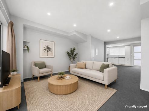 15/11 Ray Small Drive, Papakura