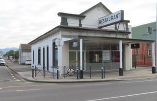 'Cafe on High'