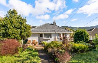 11 Ryan Grove, Tawa