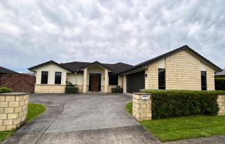 16 Moonlight Drive, Rototuna North