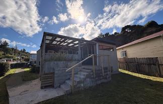 96 South Road, The Glen