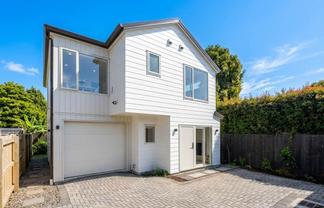 17E Muir Avenue, Mangere Bridge