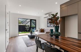27E Seaview Terrace, Mount Albert