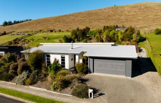 20 Genia Drive, Wakefield