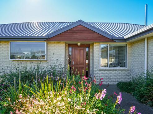 4 Devon Crescent, Darfield