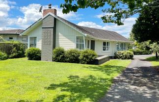 1/2 Hazeldene Place, Opaheke