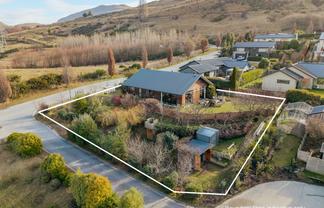 1 Witley Lane, Lower Shotover