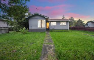41 Larissa Avenue, Henderson