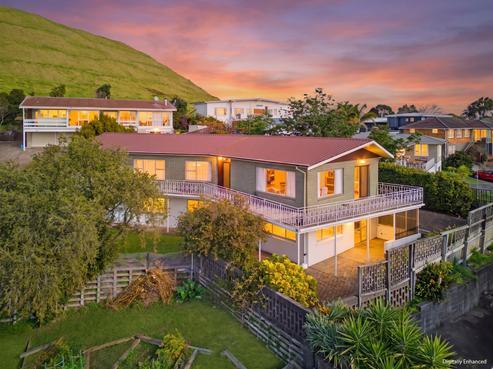 5 Conifer Lane, Mangere Bridge