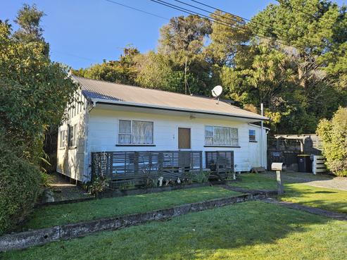 8 Hall-jones Street, Runanga