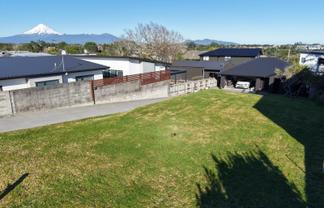 28 Lismore Street, Strandon