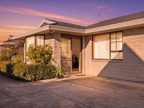 3/63 Division Street, Riccarton