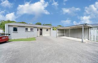 3/4 Thorn Place, Papatoetoe