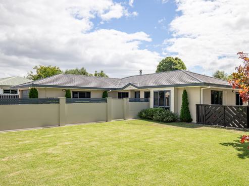1 Harris Place, Ngatea