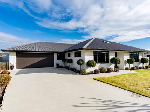 3 Anderton Crescent, Mosgiel