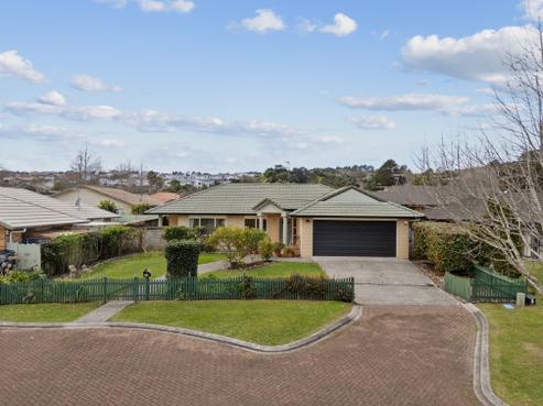 57 Carisbrook Crescent, Papakura