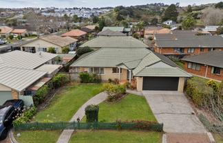 57 Carisbrook Crescent, Papakura