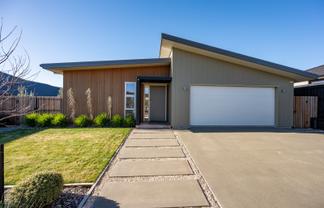 11 Poukirikiri Place, Richmond