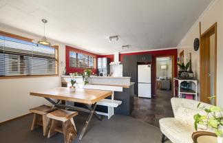6 Grey Street, Feilding