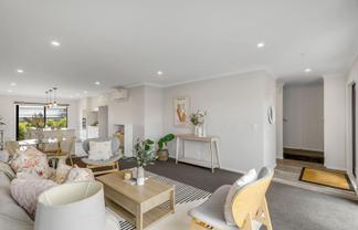 17 Karearea Avenue, Porirua