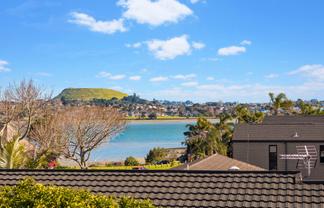 13A Bramley Drive, Farm Cove