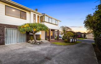 13A Bramley Drive, Farm Cove