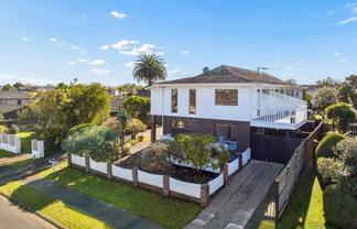 13A Bramley Drive, Farm Cove