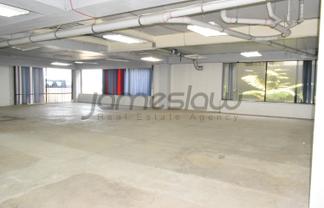 Versatile 590sqm Newton Retail