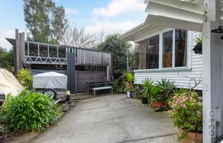 106 Awaroa Road, Helensville