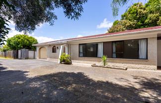 91A Gossamer Drive, Pakuranga